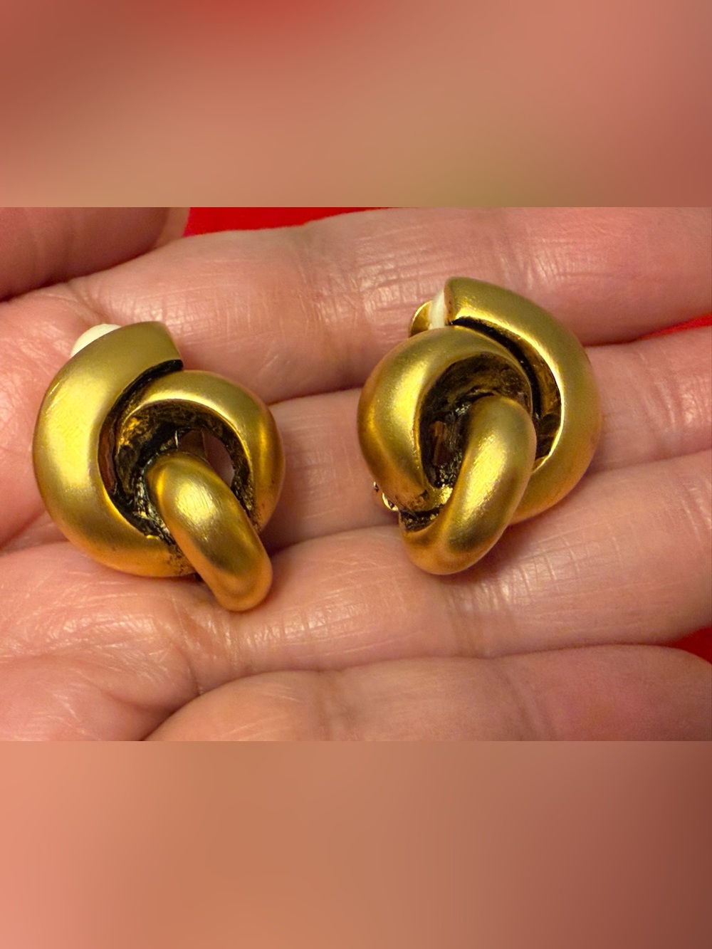 Vintage Classic Gold Knot Clip-On Earrings - Women Jewelry